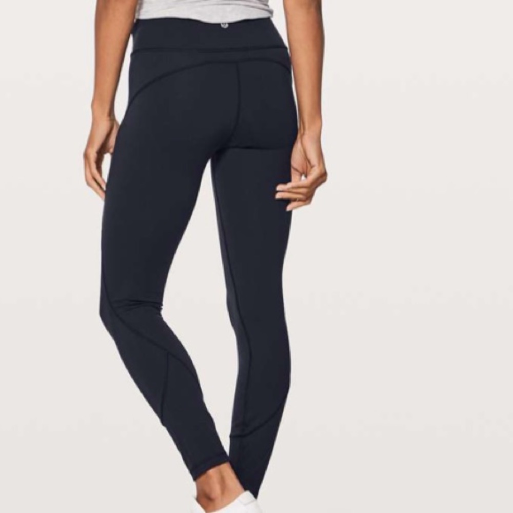 Lululemon in movement tight 25” -PRICE FIRM